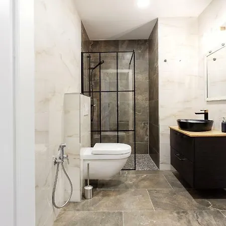 Daire Stylish St. Ignatius By Houseys Vilnius