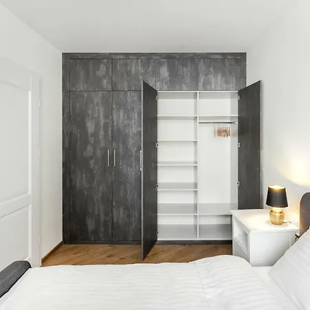 Stylish St. Ignatius By Houseys * Vilnius
